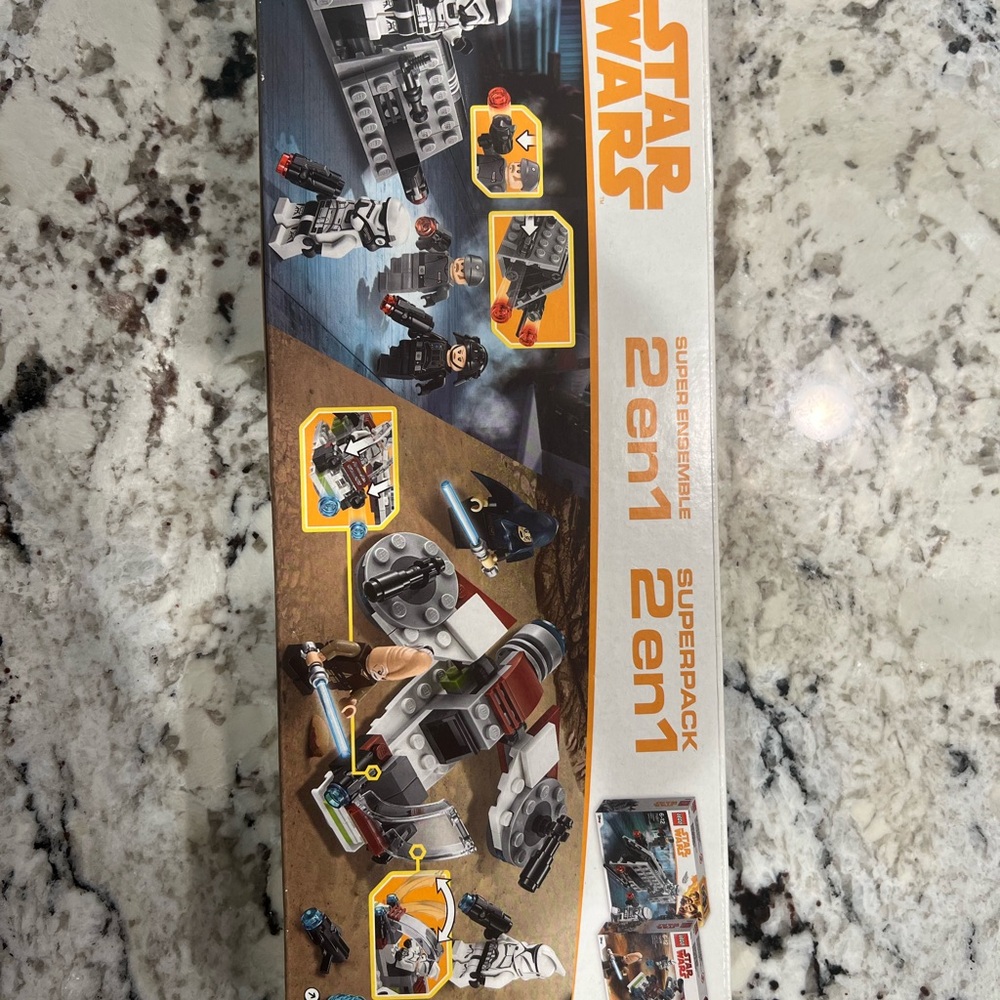Star Wars Superpack 2-in-1 Set with Black and Gray Pieces